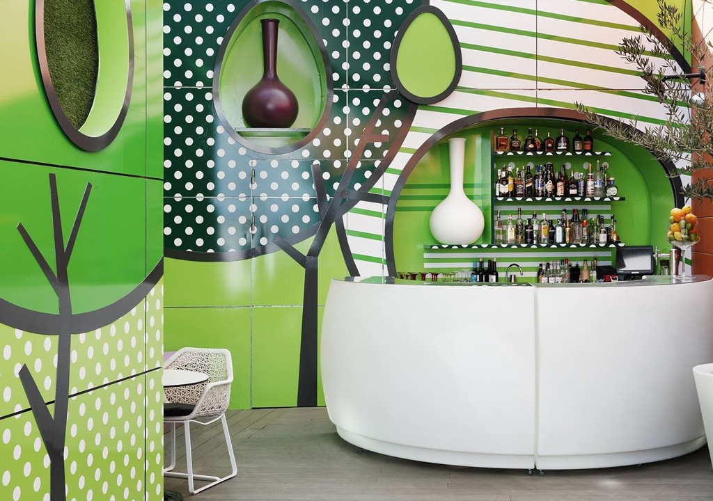Beard_Click's tweet photo. Green interior design inspiration https://t.co/ncWVbuRF7j https://t.co/1GDENEbgBy