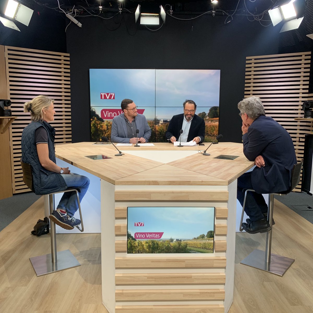 🍇 #VinoVeritas : Bordeaux : le choc des cultures ?Enjeux environnementaux, changement climatique, jungle des certifications et labels, évolution des attentes du consommateur...
👉 Le point avec nos invités à 18h sur notre antenne et sur tv7.com