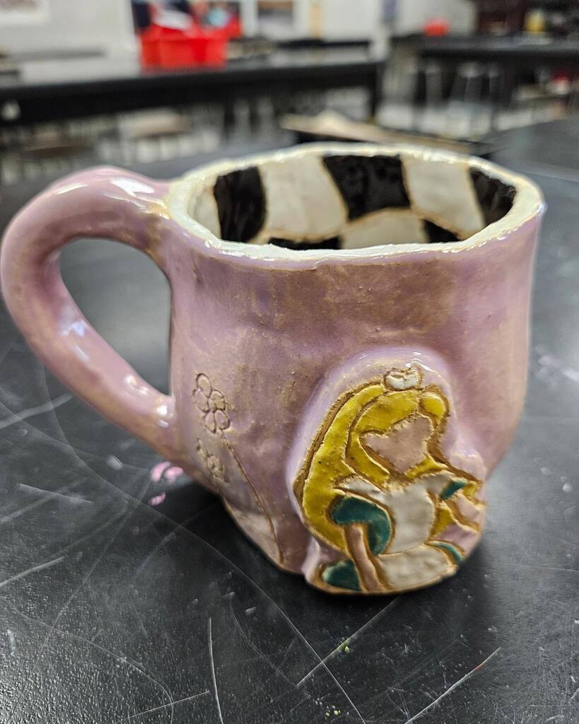 Artist of the Week! Samantha Robison 9th grade Ceramics Alice instagr.am/p/CsjLCgSr26Y/