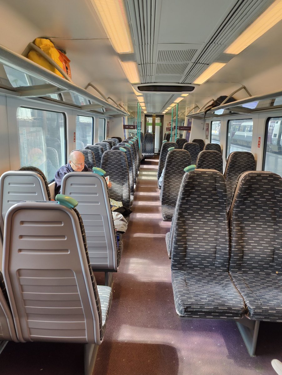 Off on the #lutonairportexpress today.  I really don't understand why there is such heavy branding for the airport on this service, when contrary to their advertising, there is no luggage space (apart from overhead).