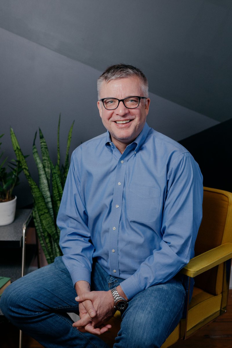 element47co's tweet image. Our head honcho, Eric Jackson, recently sat down with Jeremy Park over at @cityCURRENT to talk about all things #AI and how it's being used in marketing.

Check out the interview for yourself! #cityCURRENT #PowerTheGood 

➡️ citycurrent.com/2023/05/04/ele… ⬅️