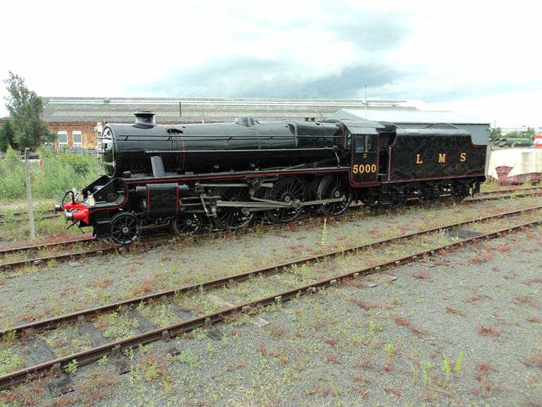 #OnThisDay #27May 1876, British engineer Sir William Arthur Stanier was born. He became chief mechanical engineer of the London Midland & Scottish Railway (LMS) in 1932 and designed the Class 5 steam locomotive, nicknamed the 'Black Fives'.
Read more here: collection.sciencemuseumgroup.org.uk/objects/co2057…