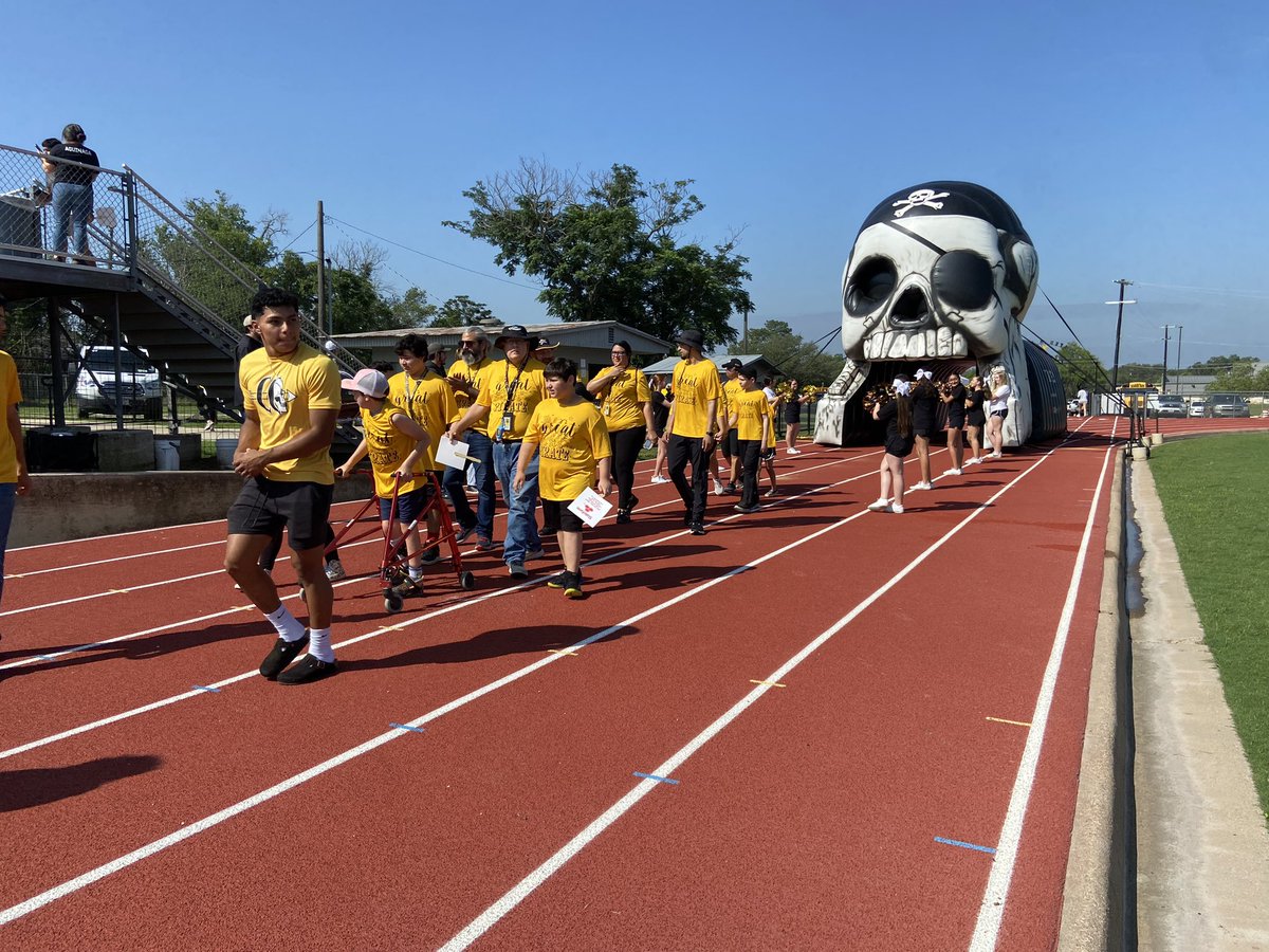 Rachel Reyes tweet media