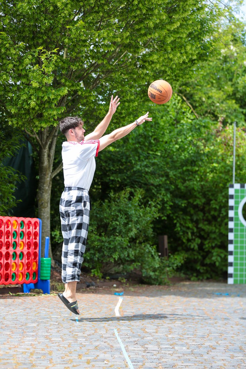 Elias Nerlich tweet media