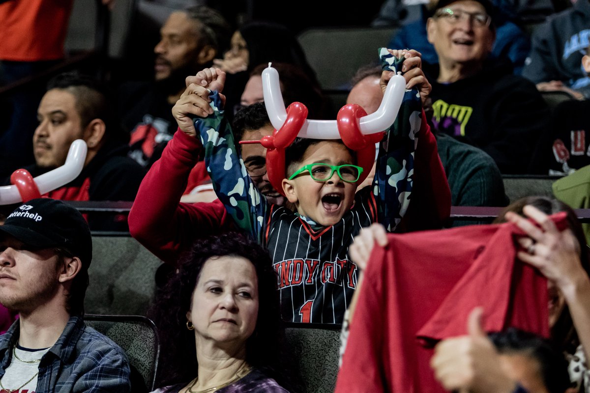 windycitybulls's tweet photo. The best fans in the G 🫶

#WindyCityNation we can't wait to see you back here next season! For more fan photos check out our Flickr page. 

🔗: https://t.co/xRo3usvDff https://t.co/fllq1XBORA