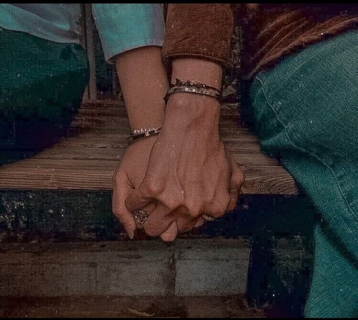 ml_e11's tweet photo. وقلباً صادقاً يُرافقك ، فتأمن ♥️ https://t.co/Ap6QWFMO5c