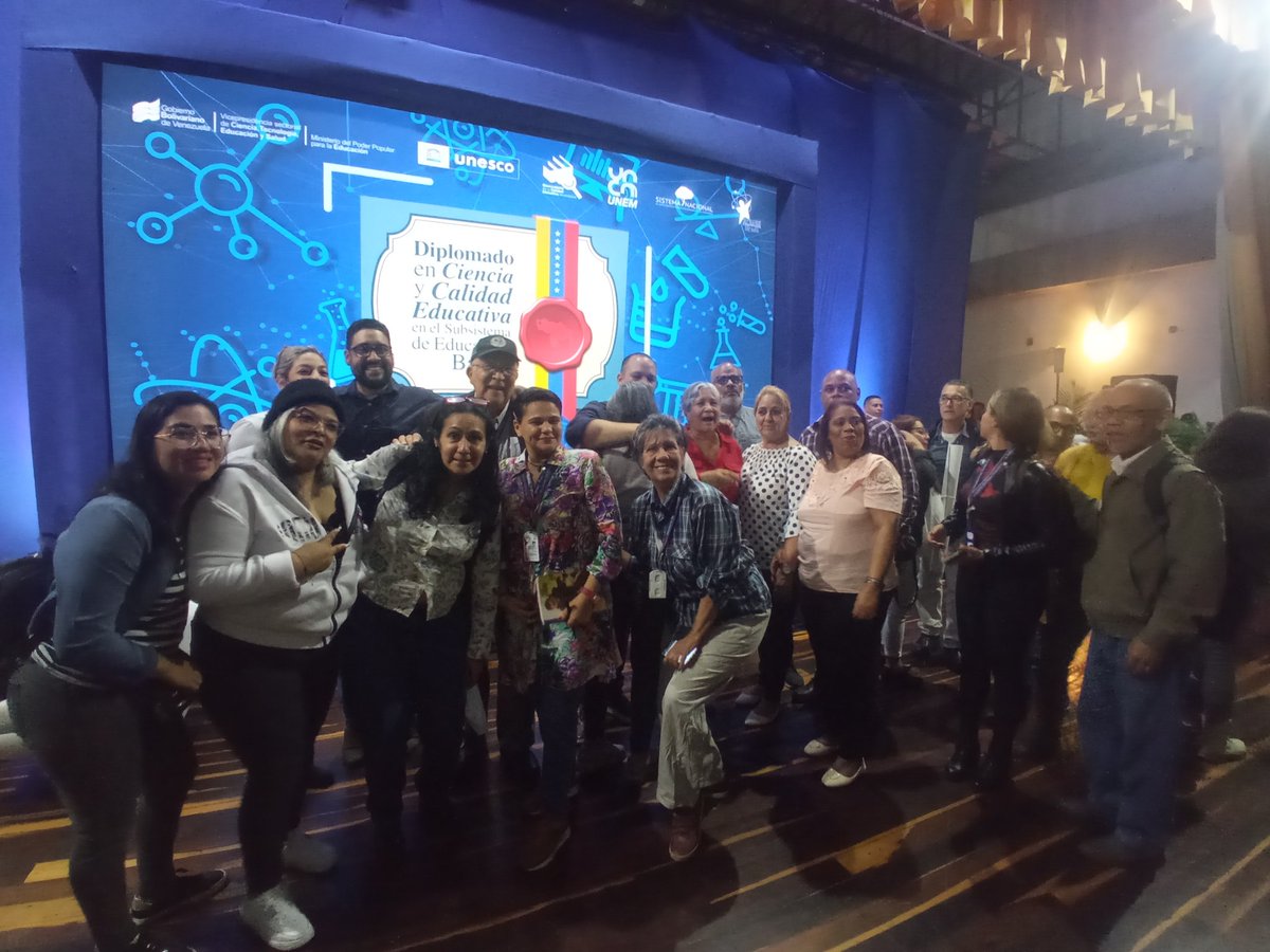 Movimiento Educadores Caracas tweet media
