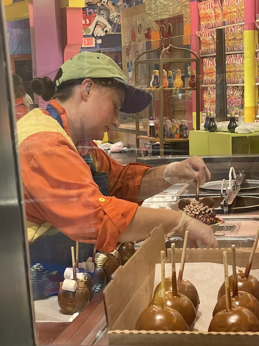 A huge @CastCompliment to Sarah in Goofy’s Candy Company in Disney Springs. She went above and beyond to make out treats special and looking perfect. She was extremely sweet and was so patient with our order. WDW is lucky to have her. You made our vacation.