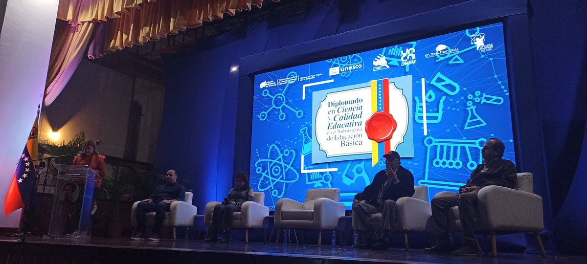 La Misión Robinson Presente Casa de Bello en el Lanzamiento del Diplomado en Ciencias y en Calidad Educativa 
 #JuntosPorLaEducaciónDelFuturo 
#MaduroMásPueblo 

@NicolasMaduro 
@_LaAvanzadora 
@MPPEDUCACION
@vicent_carvajal 
@MisinRobinsonP2
@delcyrodriguezv
@MervinMaldonad0