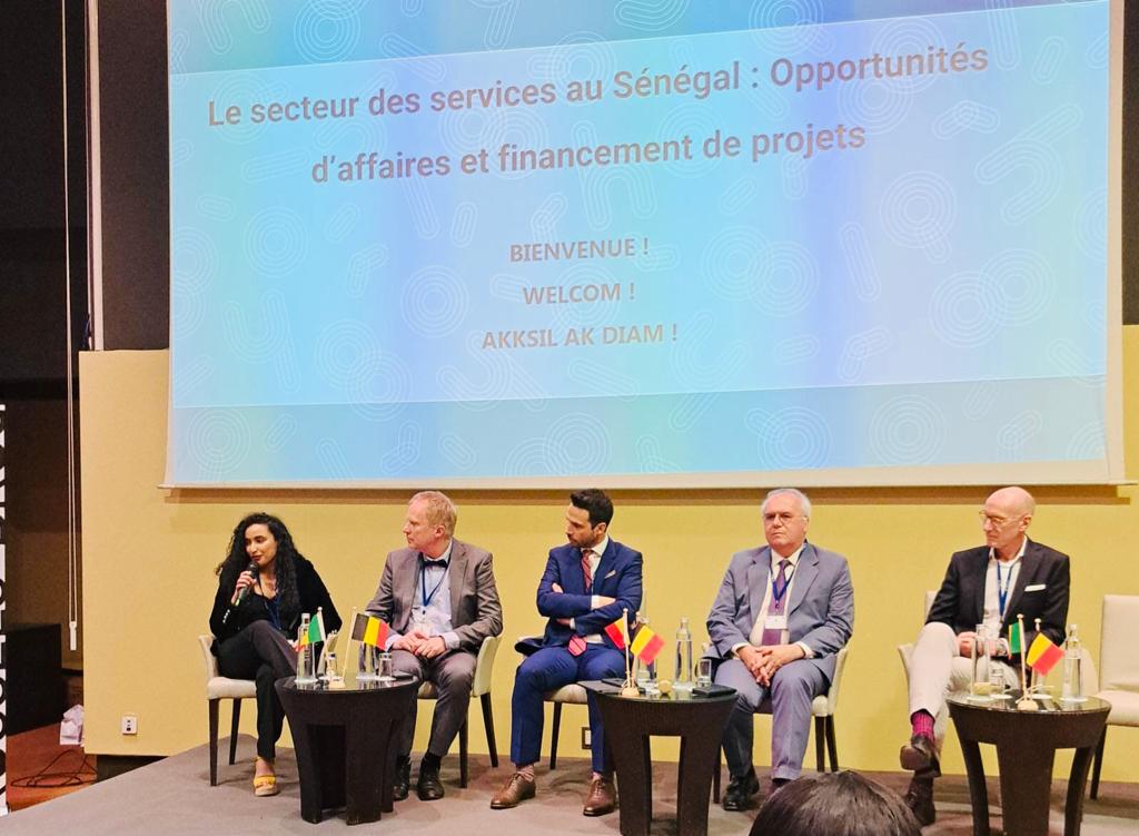 Brussels_hub's tweet photo. Did you know that services contribute to a significant 90% of Brussels' economy? Today,we're proud to showcase some outstanding businesses that are driving this growth. Join us in highlighting #BEmissionSEN featuring #Macq #JustBimIt @Ecosteryl @Cepani_npo @aspacIntl @credendoEN https://t.co/7YKuR1dcC8