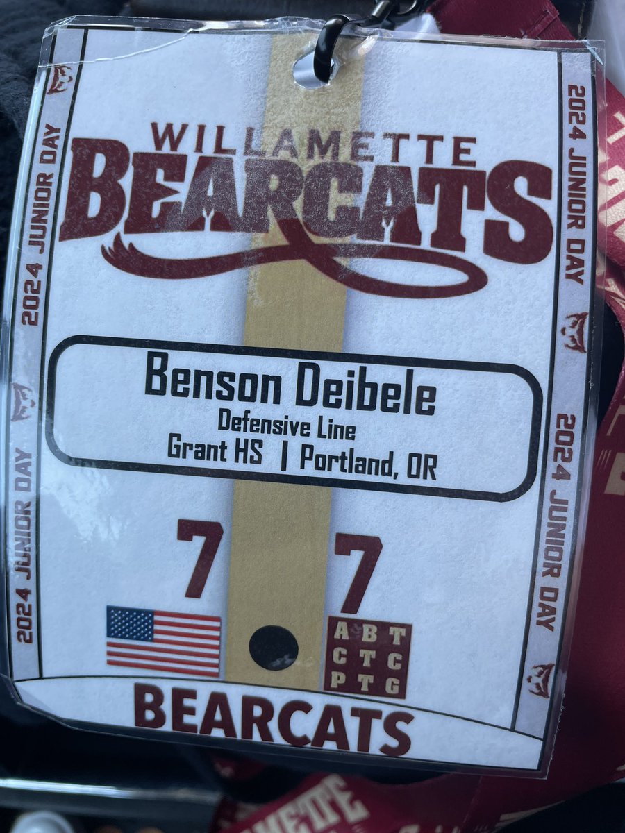BensonD77's tweet photo. Great day at @WillametteFB junior day!Loved talking to the coaching staff and got a nice workout in! @CoachNikRuiz https://t.co/wzGaJbsJRC