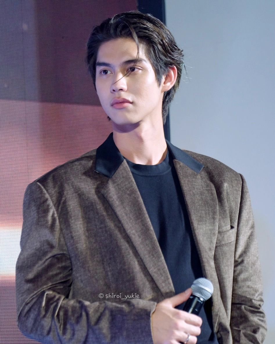 __opywpy__'s tweet photo. 📌 https://t.co/LtCegU0EXt
cr. only4toyu 

#brightXsparsha 
#bbrightvc https://t.co/3GWAJECZpy