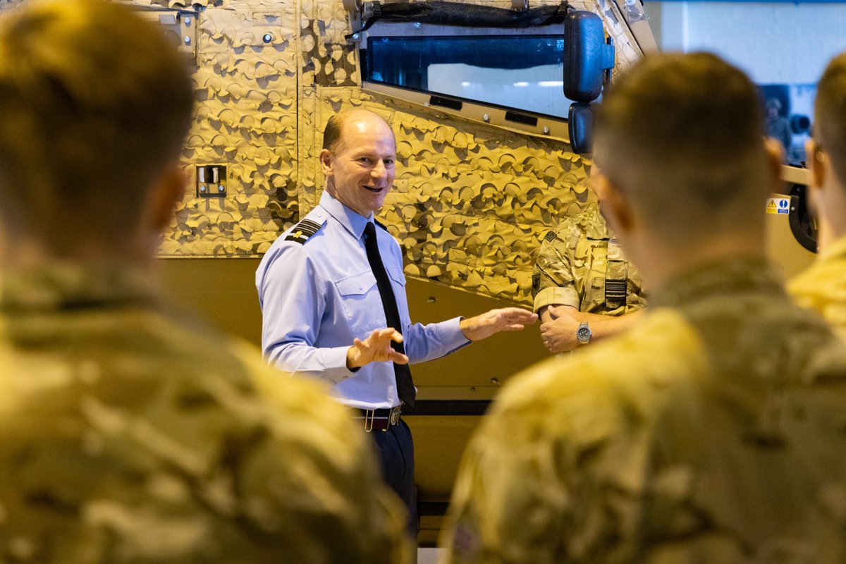 StnCdrHonington's tweet photo. Delighted to have hosted Chief of the Air Staff and his wife Lady Wigston last week whilst they visited #TeamHon and spent quality time talking to all ranks and Whole Force personnel. https://t.co/seuFuFO7AL