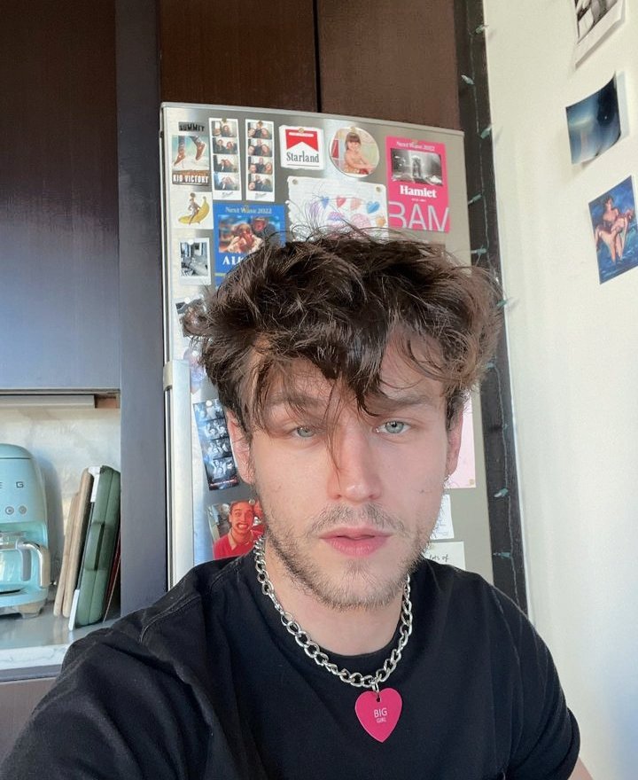 CALLOUSIDEAS's tweet photo. ㅤ

 Some  fluff  and  a  bit  of  scruff  .

ㅤ https://t.co/QgxvWpwi32