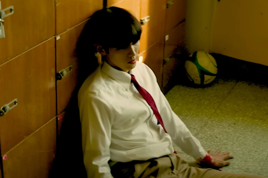 soompi's tweet photo. WATCH: #CIX's #Yonghee Grows Exhausted In "Save Me, Kill Me" Comeback Mood Film 
https://t.co/SfLOXk2hNa https://t.co/gqhGQ3wG4G