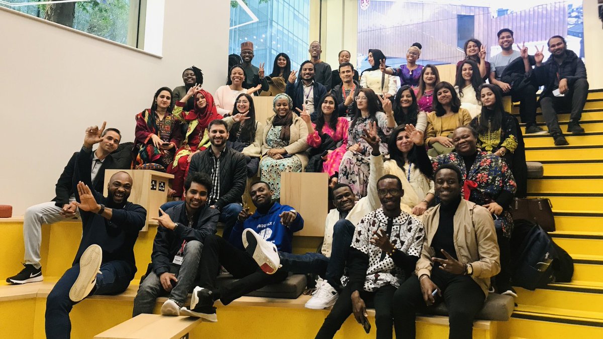 commschols's tweet photo. ‘The get-together event was absolutely fantastic!’

Last week #Commonwealth Scholars in London caught up at @BirkbeckUoL to discuss their studies, research, and Commonwealth connections. 

📸 Thanks to CSC Regional Network Coordinator @Faika_Banti for sharing the pics! https://t.co/KpulP0jH9x