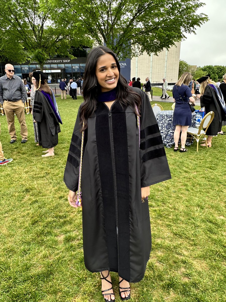 Proud Mama Moment: This young woman is now a lawyer! Overcame challenges along the way, never lost sight of her goals. Tenacious & smart as hell, empathic & hardworking, beautiful & spirited. Congratulations to our newly minted Juris Doctor! 🎉👩🏽‍🎓⚖️ @VillanovaU⁩ #VillanovaLaw