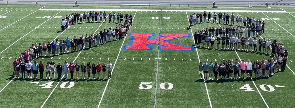 KHS_AD's tweet photo. Class of 2023 Field Day. Incredible group of students that have left their legacy at Kokomo High School. https://t.co/RUfD7Gfo5k