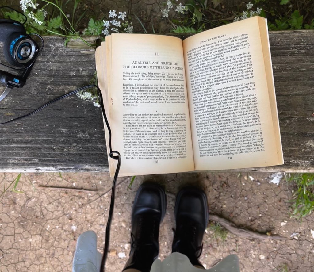 yu_rok7's tweet image. there is something about the acquisition of ritualistic habits. specifically thinking of epigenetic explanations for keeping items as evidence of our memories. rituals are a testament of our piety; to the value we decide to give our memories. #bloodmemory #habitacquisition