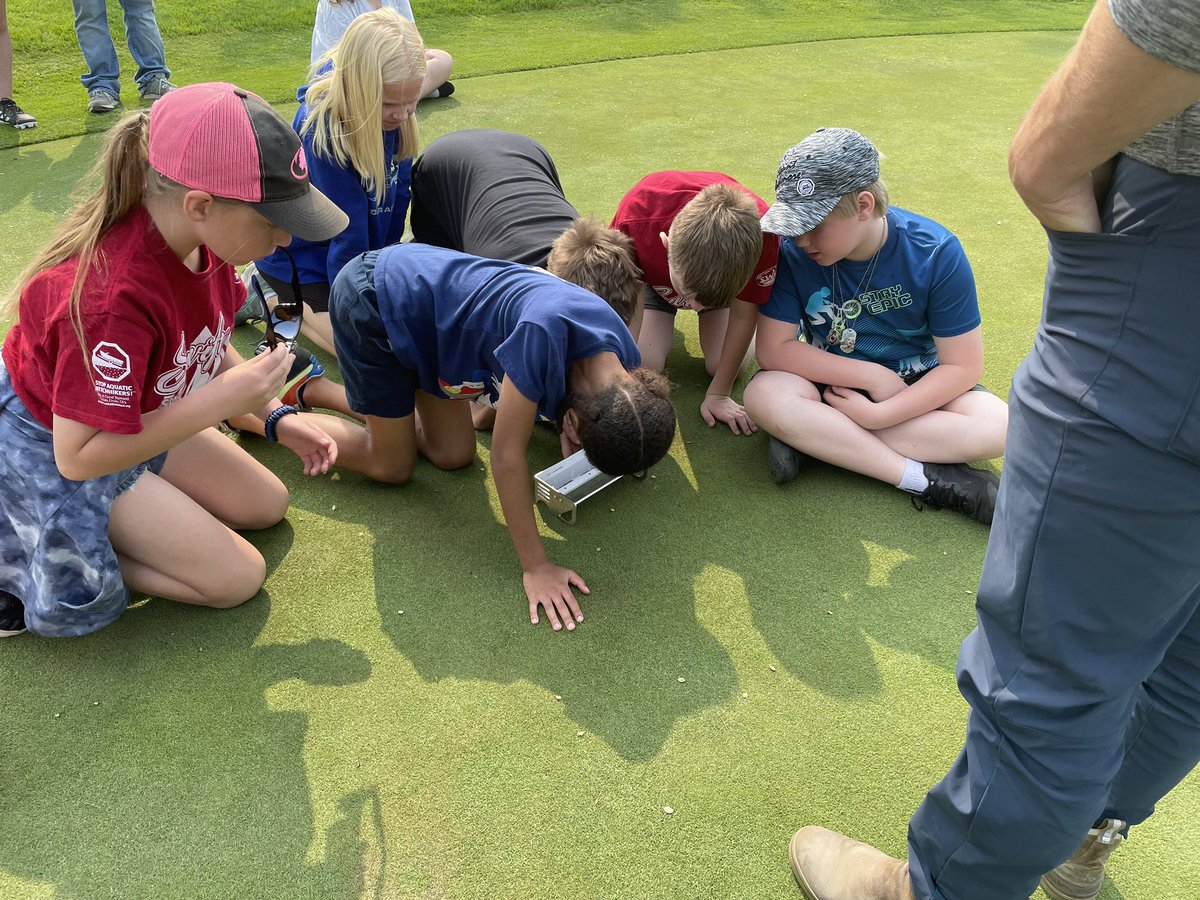 MnGCSA's tweet image. Great day for a @TheFirstGreen hosted by @sallym321! Thank you @BensonBraves777 for sending your 5th graders to learn about STEM education on the golf course!