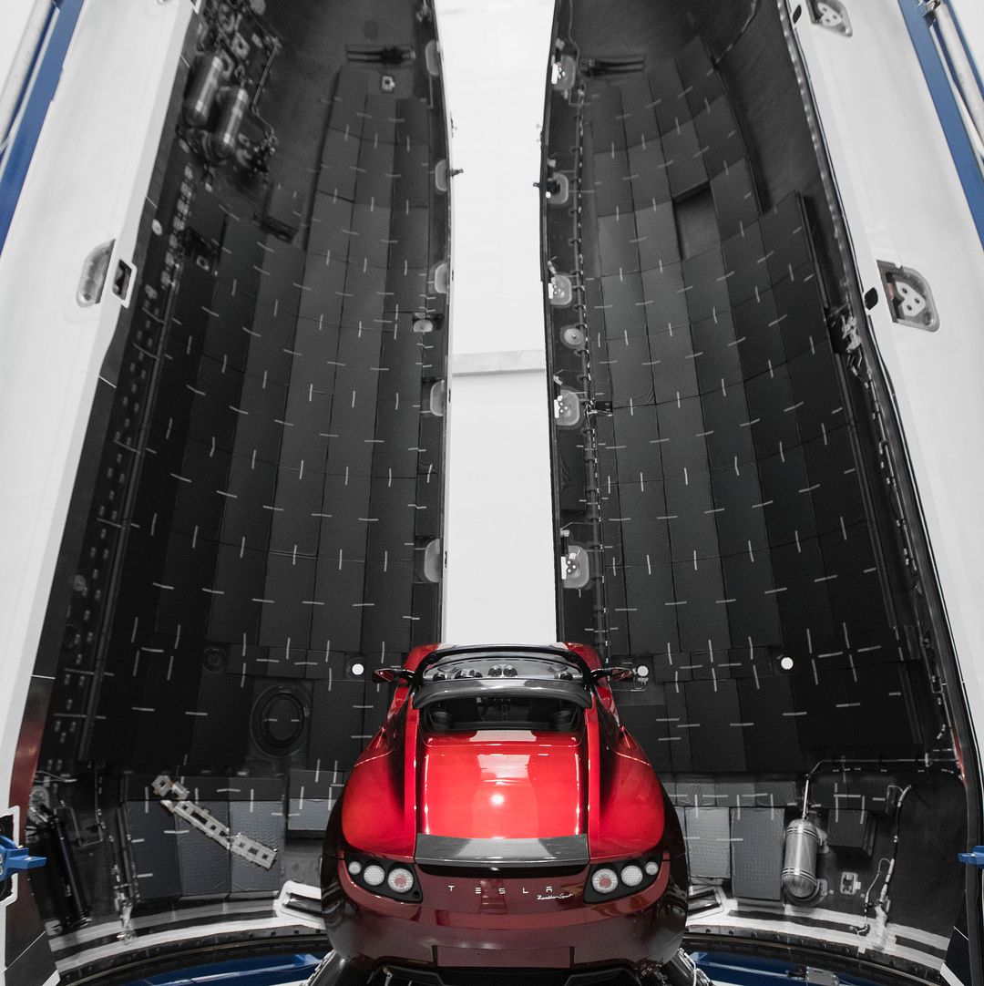 Dmurr68's tweet photo. Last week, Elon Musk announced Tesla will start advertising for the first time ever.

I disagree: they're already advertising pros.

Here are my favorite marketing stunts they've pulled over the years: https://t.co/SD6oDIaj3e