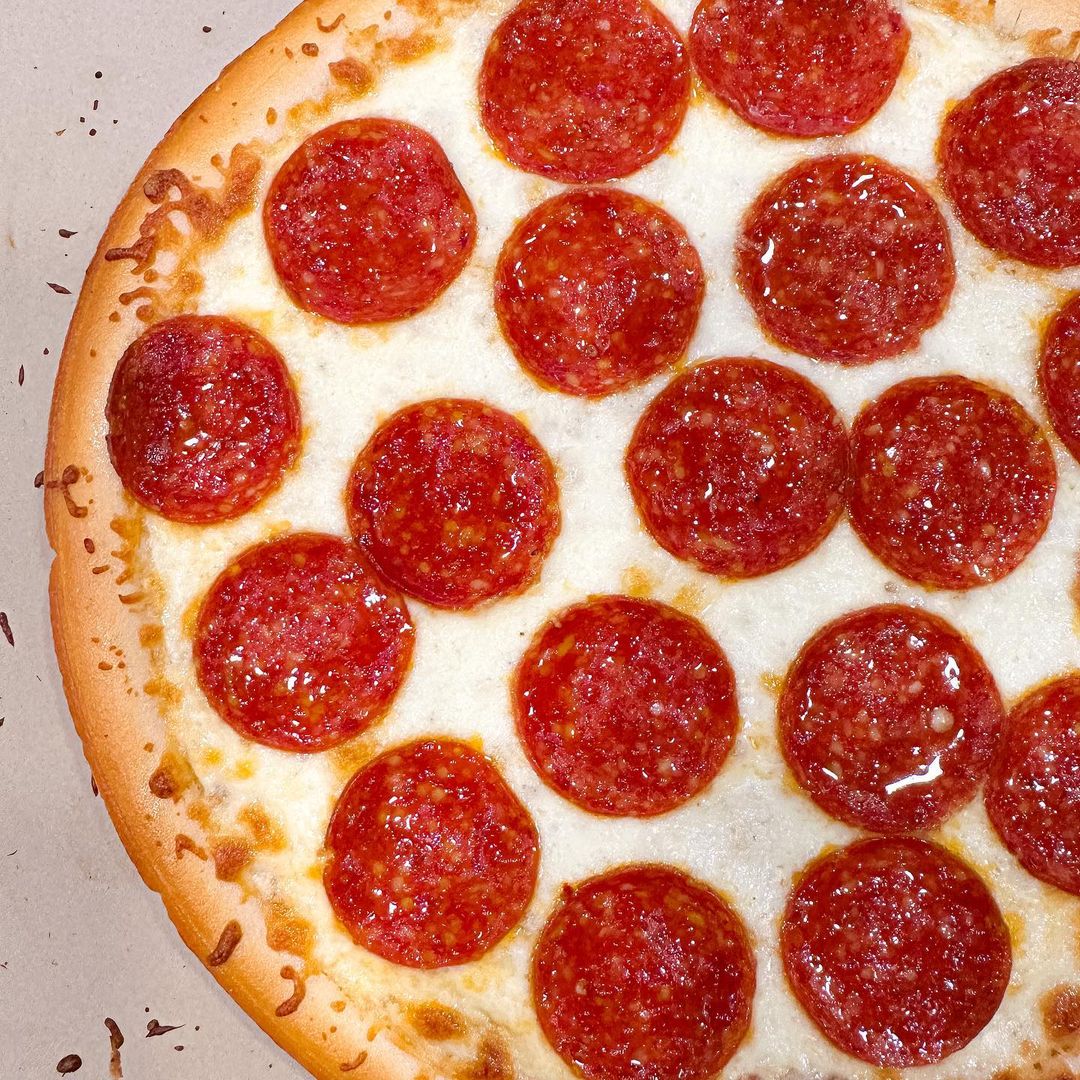 Our Gluten Free Pizza Kit leaves our fans begging for seconds. Just ask our friend IG/glutengossip. Yum! Order yours here: bit.ly/DAREsupport

For more Information on how to start your own fundraiser go to: bit.ly/3pU3NEG