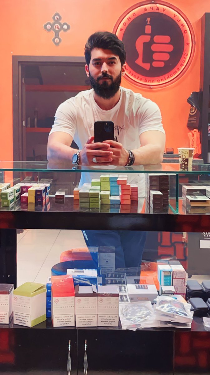 #اذا وثقت بشخص وجعلته كل شيء في حياتك فهذا الشخص اما ان يكون معك للابد.  واما اين يعطيك درسا لن تنساه ابدا.