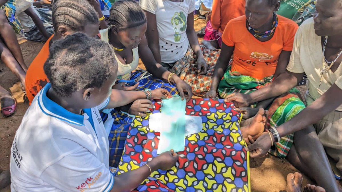 WomenProbono's tweet photo. Day 1 of #MHFest in Napak.
Ahead of #MenstrualHygieneDay, we joined @Togetheraliv &amp; other partners to advocate for proper #menstrualhealth.

We engaged 97 adolescents &amp; young women in different sessions on Menstrual health, making of reusable pads &amp; offered legal services. https://t.co/m6E1rlxOg2