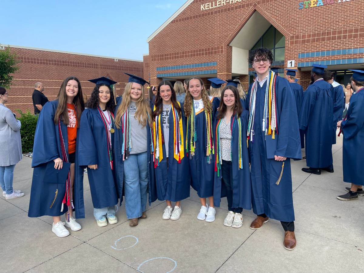 KellerISD's tweet photo. The @KHSIndianNation Class of 2023 visited their old elementary schools one more time today before graduating. They were greeted and cheered on by their former teachers and current elementary students as they walked the halls. #KISDGrad23 #CelebrateKISD https://t.co/hBHGBkG6qh