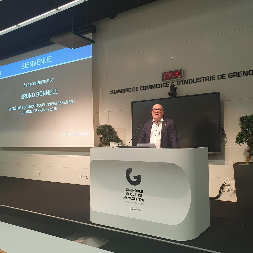 Isabelle Chaboud (@isabellechaboud) on Twitter photo Conférence à <a href="/Grenoble_EM/">Grenoble EM</a> avec <a href="/BrunoBonnellOff/">Bruno Bonnell</a>, Secrétaire Général pour l'Investissement chargé de France 2030.
" La France va passer de l'état de chenille fossile à papillon électrique "
"Soyez passionnés mais ne soyez pas idéologiques"
#innovation #decarbonation #IA Conférence à <a href="/Grenoble_EM/">Grenoble EM</a> avec <a href="/BrunoBonnellOff/">Bruno Bonnell</a>, Secrétaire Général pour l'Investissement chargé de France 2030.
" La France va passer de l'état de chenille fossile à papillon électrique "
"Soyez passionnés mais ne soyez pas idéologiques"
#innovation #decarbonation #IA