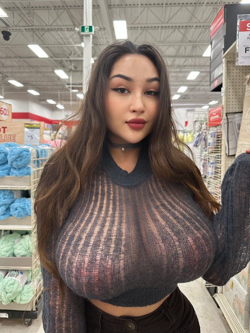 Like to go shopping together 😅😍 https://t.co/xGqcBs19Sp