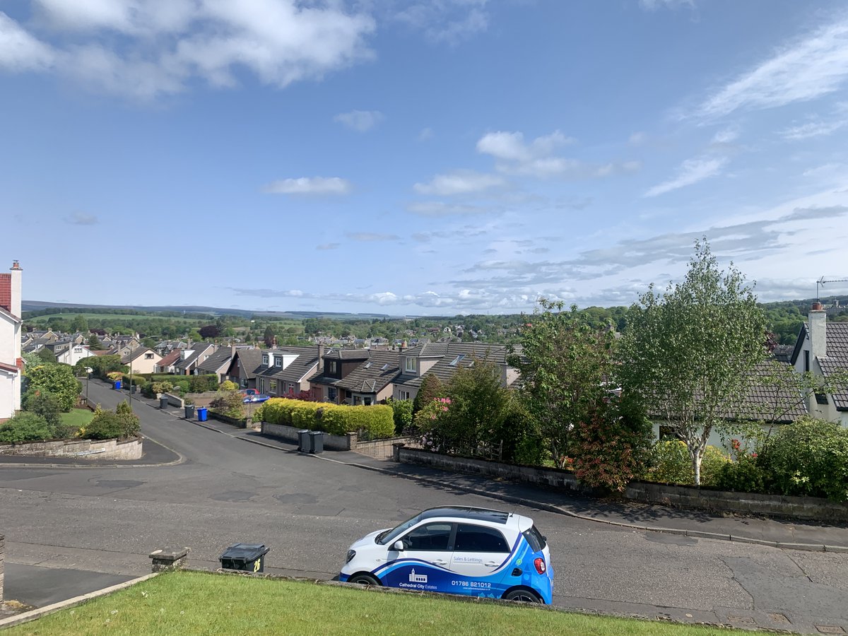 👉Anyone for a nice view from their lounge window? 🏡Launching soon: 26 Roman Way, Dunblane. If you're interested give us a call. ☎️ 01786 821012 #Dunblane #ComingSoon #PropertyForSale