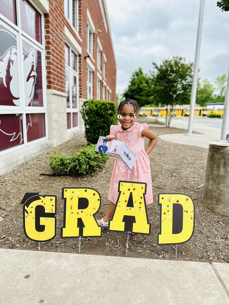 FatimaMaddox30's tweet photo. Someone was beaming with pride weekend… well actually 3 ppl were… Kali graduated to kindergarten!! 

This morning I asked her what her favorite part of graduation was… y’all she said “when I saw you cheering for me 🥹” 

We’re so proud of her ♥️ https://t.co/haO49a6T09