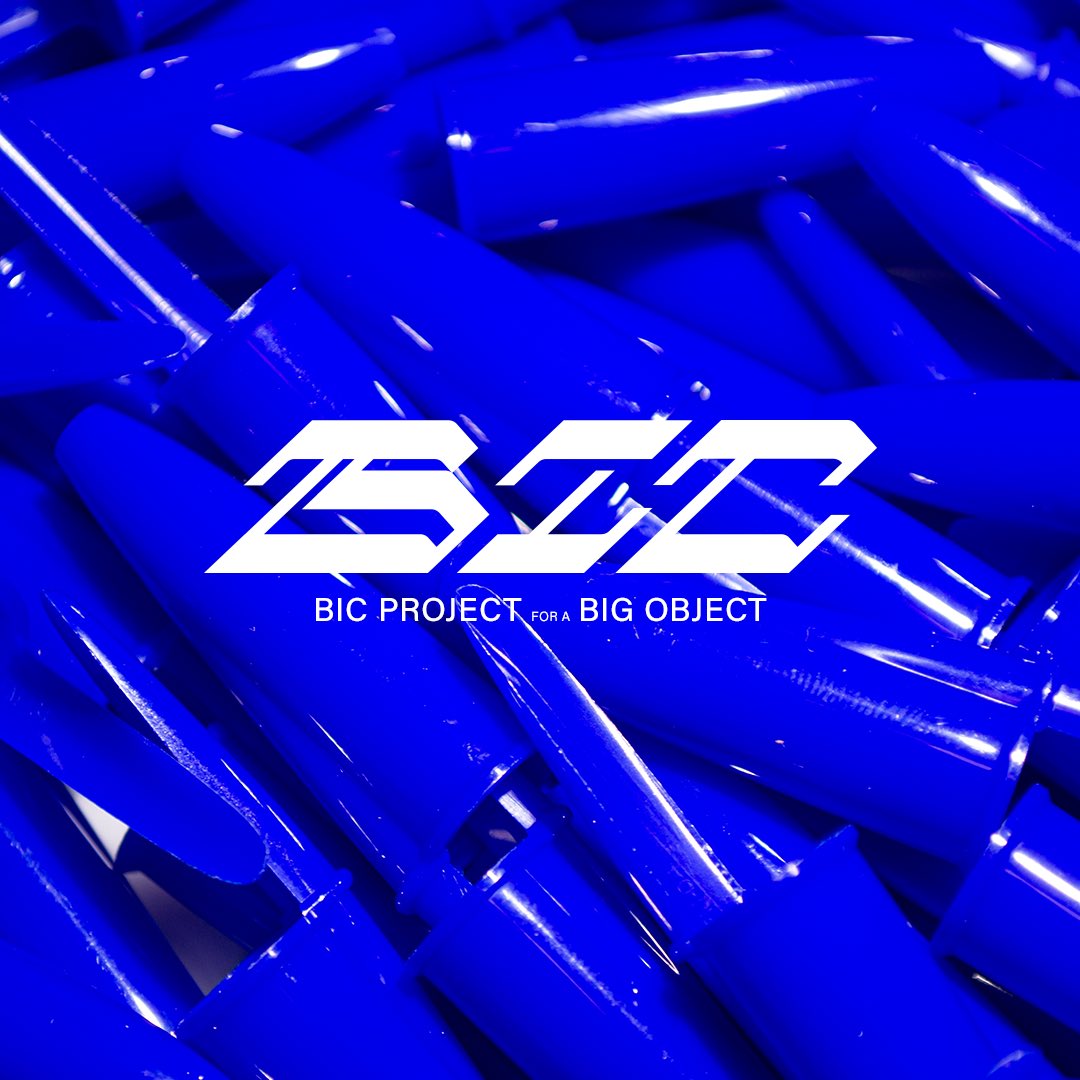 cielnoir_co's tweet photo. BIC PROJECT for a BIG OBJECT 🔵

Revisite d'un objet que vous avez tous eu en main : le stylo cristal de BIC. https://t.co/8rKrsKK3uJ