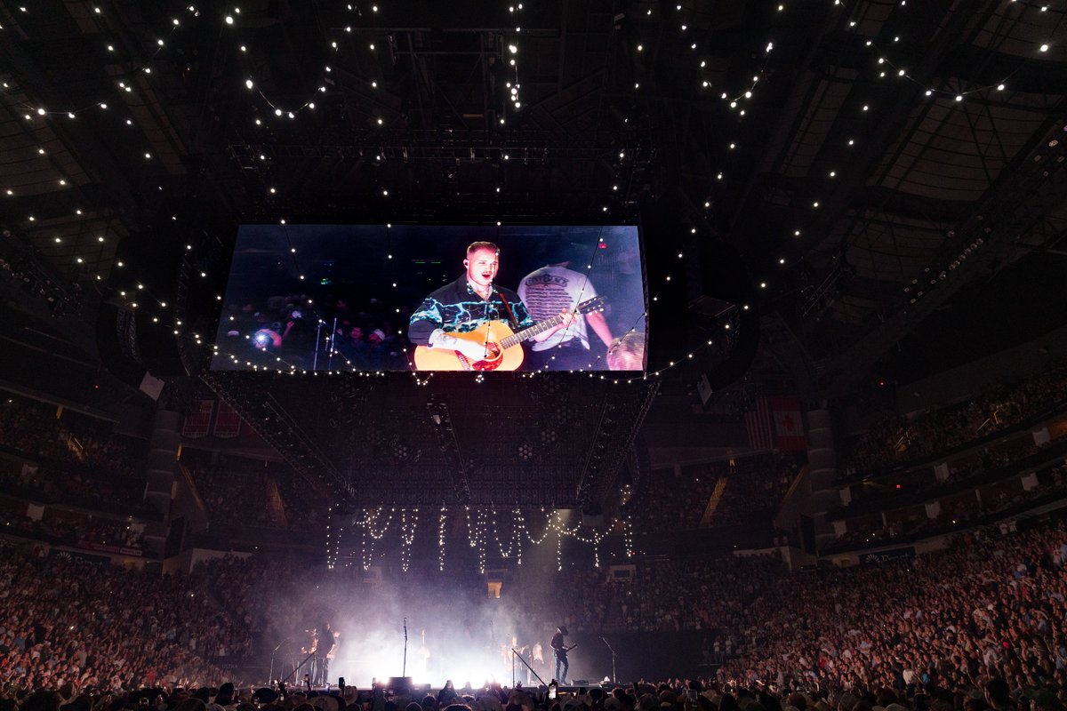 What an unforgettable night from <a href="/zachlanebryan/">Zach Bryan</a>! We’re still buzzing with excitement from all of you in the building this past Friday!

Photo Credit: <a href="/TrishBadger/">Trish Badger</a>