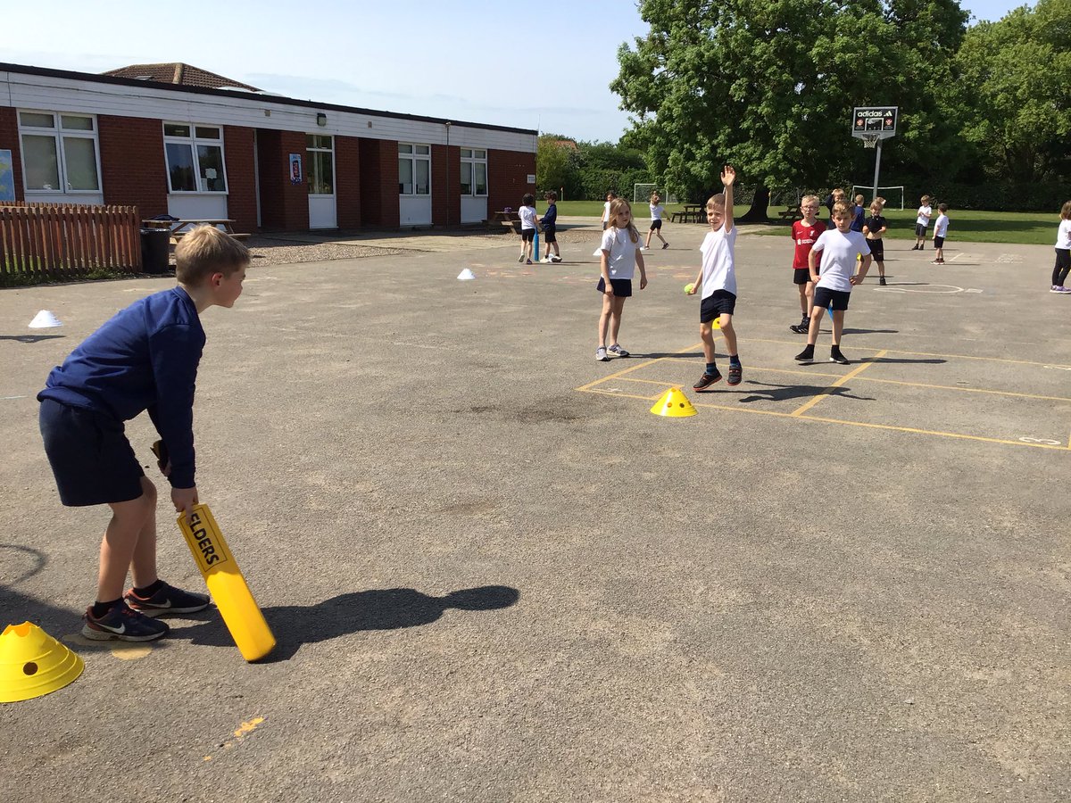 MrsW2200's tweet photo. Anyone for cricket? #TockYear2 showed off some fab cricket skills and team spirit in the sunshine today. Well done, super proud of how your skills have come on. #TockPE @Tockwithcofe https://t.co/PuweFVNMgj