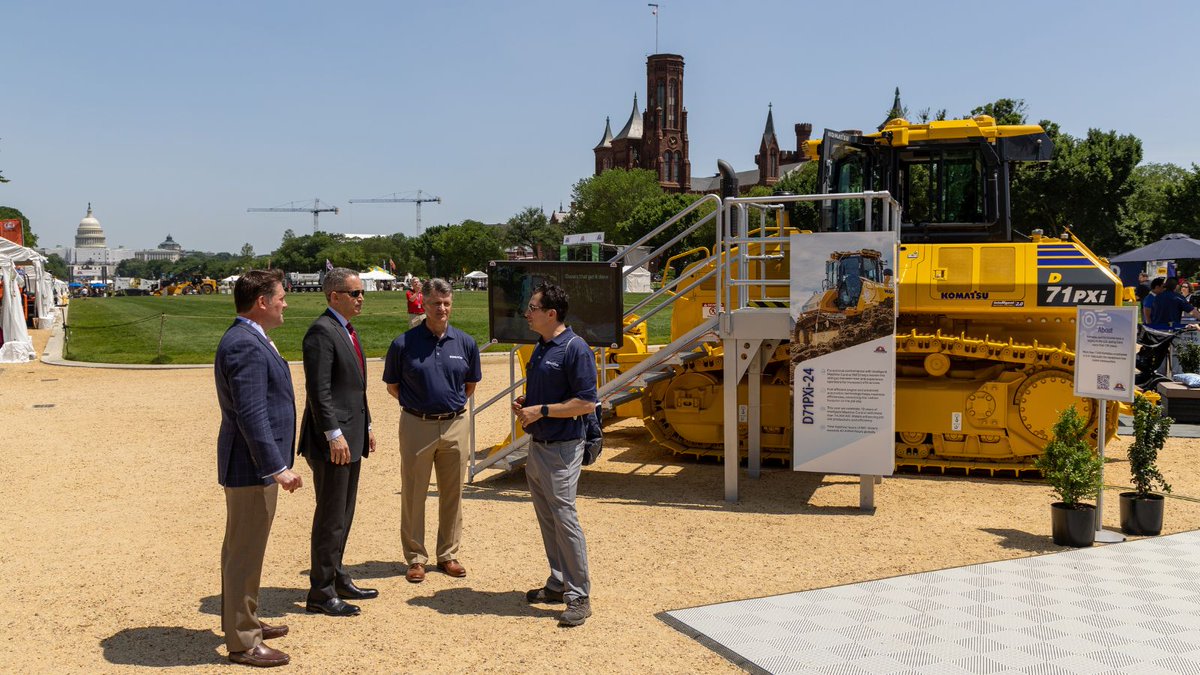 SDIDEC's tweet image. CommerceGov: RT @DepSecGraves: Great to see @aemadvisor showcase the construction industry&apos;s latest innovations and discuss Biden-Harris Administration&apos;s priorities during last week&apos;s Celebration of Construction on the National Mall. …