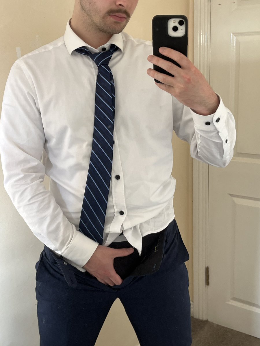 Ever wanted to see who actually ran this account a.k.a me? 😈

Let me know if you want to see more of me in future 😉

#gay #gayporn #gaysuitporn #cock #suitplay #suitfetish #muscle #gaymuscle #menatplay #nsfw #bdsm #gym  #onlyfans #gamer #suitedandbooted #workoutmotivation