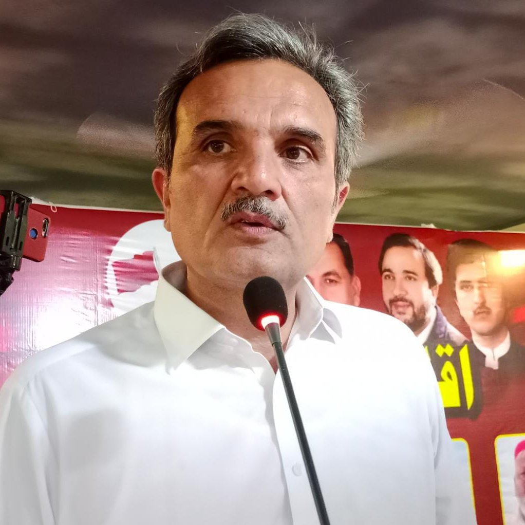 ANPMarkaz's tweet photo. عوامی نیشنل پارٹی مردان کے زیراہتمام اقلیتی کنونشن۔ مرکزی سینئر نائب صدر امیرحیدرخان ہوتی خطاب کررہے ہیں۔
#ANPMardan | #AmeerHaiderKhanHoti https://t.co/GsqBKAmDmF