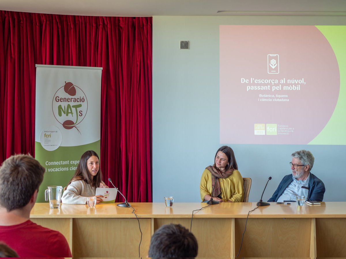 OxigeNATs (@oxigenats) on Twitter photo 🔙 La setmana passada vam fer la cinquena trobada de #GeneracióNATs amb en #XavierLlimona i la #LauraForce <a href="/lforcese/">Laura Force</a> com a convidats. Tots dos ens van explicar la seva experiència, visions i reflexions sobre la botànica, la liquenologia i la ciència ciutadana! 🌱📲 🔙 La setmana passada vam fer la cinquena trobada de #GeneracióNATs amb en #XavierLlimona i la #LauraForce <a href="/lforcese/">Laura Force</a> com a convidats. Tots dos ens van explicar la seva experiència, visions i reflexions sobre la botànica, la liquenologia i la ciència ciutadana! 🌱📲