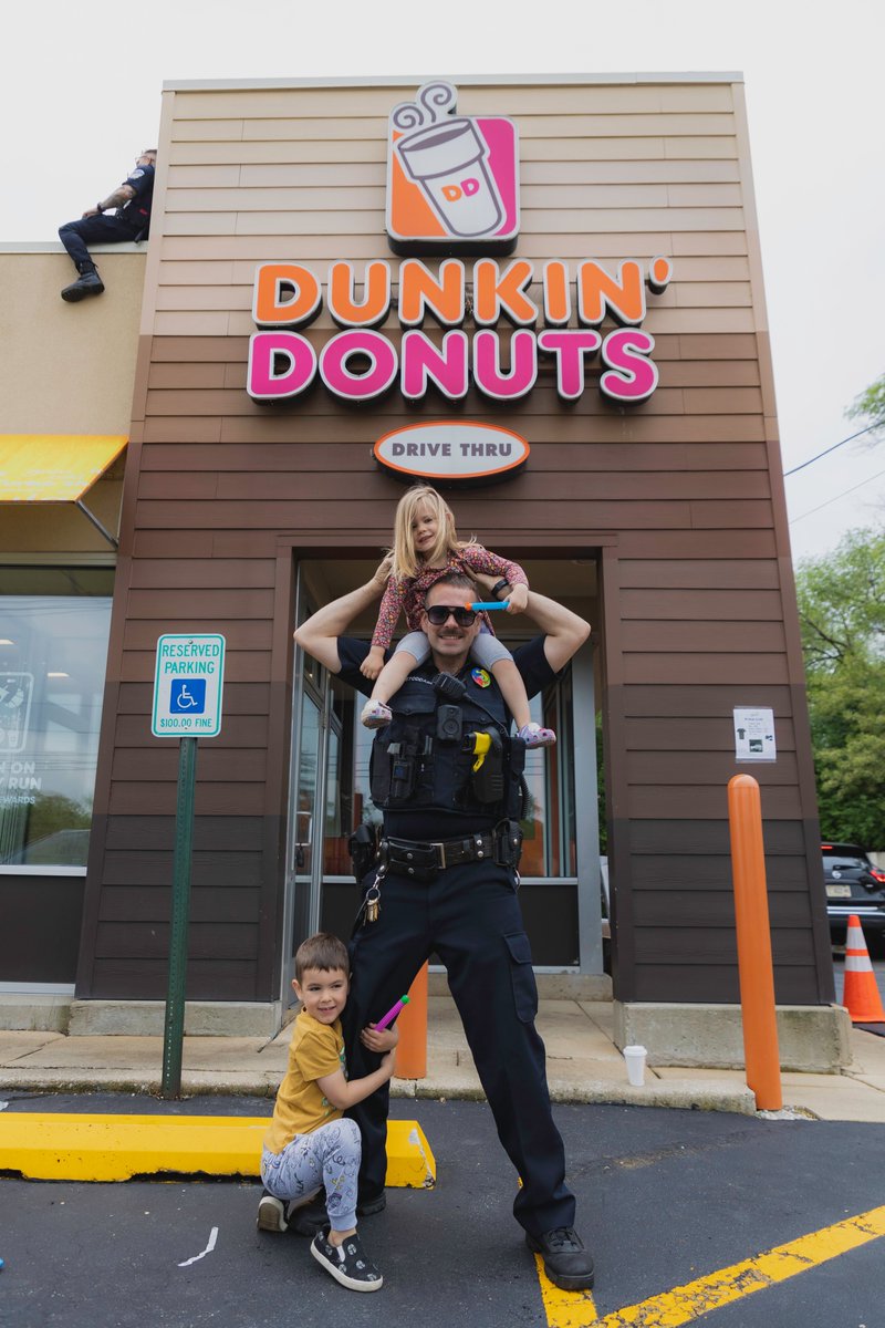 GHPoliceDept's tweet photo. The numbers are in! The #GHPD was able to raise $6,173.30 thanks to all of your generous donations to this year's #CopOnARooftop! We want to thank all of you who took time out of your morning rush to support the @SO_Illinois and @IllinoisLETR. https://t.co/QcZUoOcKcO