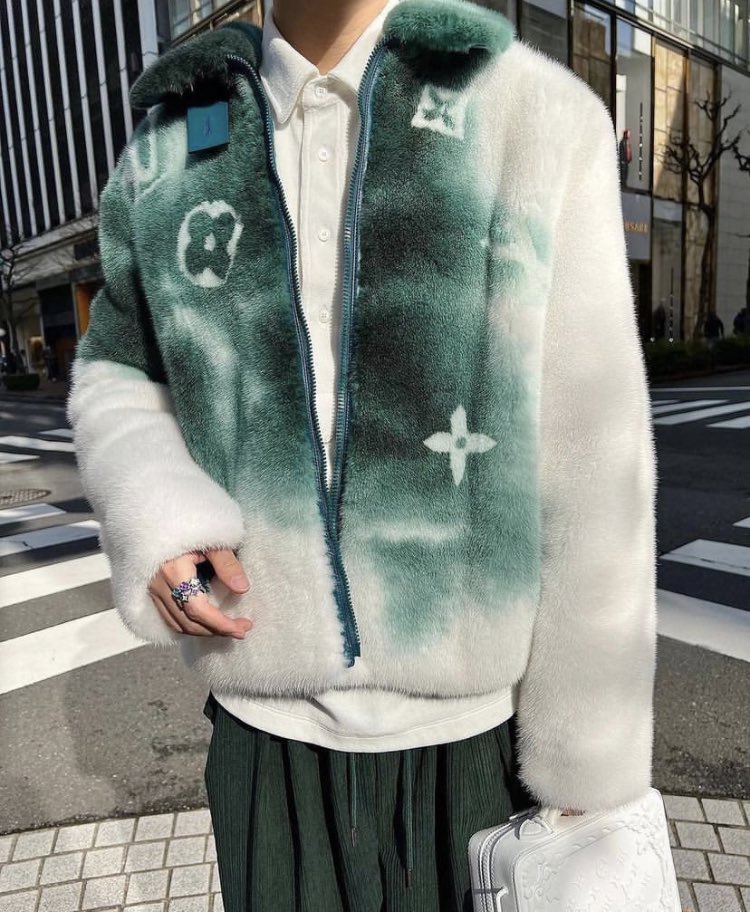 Louis Vuitton SS23 Spray Mink Bomber