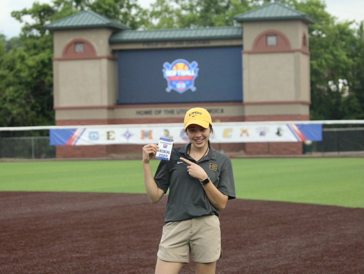 𝗧𝗛𝗔𝗡𝗞 𝗬𝗢𝗨 "𝗧𝗿𝗮𝗶𝗻𝗲𝗿 𝗔𝗹𝗹𝗶𝗲"

Congrats to Allie on her new job in the NFL, we wish you the best and we appreciate all you've done for our program 🫶

Btw, the Falcons are LUCKY to have you! 

#ETSUTough