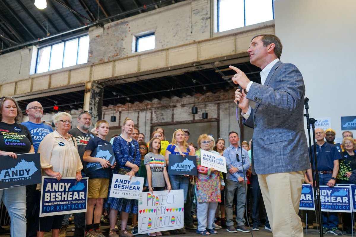 AndyBeshearKY's tweet photo. 13 stops. 3 days. Thousands of Kentuckians ready to keep making progress.

Newport, thank you for showing up big for our last stop. We'll be back—and together, we’re going to keep building a brighter future for folks from every corner of Kentucky. https://t.co/ZrCVLAryPf