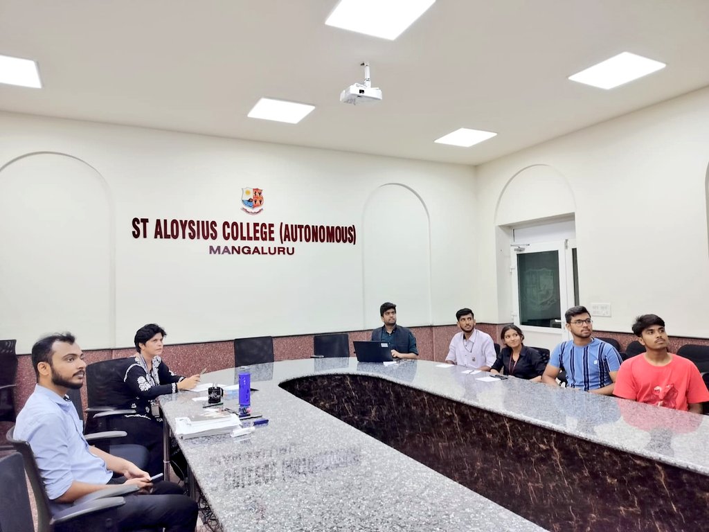 SACMangaluru's tweet photo. Organising committee meeting of the 48Hrs Startup workshop by King’s College London Alumni Community Hyderabad at St Aloysius College (Autonomous) Mangalore was held today with @stephen_akc  @KCLalumni
@kingsbschool 

The event is scheduled for 11th &amp; 12th Aug 2023 at our campus. https://t.co/Og6d79qplH