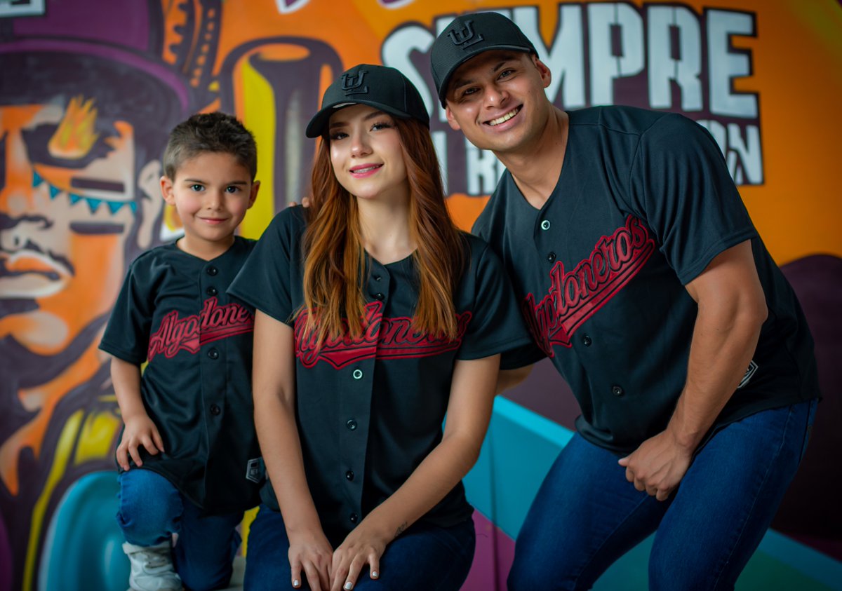 AlgodonerosUL's tweet photo. La familias bonitas, tienen su indumentaria #algodonera 🥰

Ven por la tuya a 🏟 #AlgodonerosSho o entra a nuestra tienda en línea 📲https://t.co/ORzI6LZS0d

#SiempreEnRevolución 😎 hey ‼ https://t.co/EkTbs9RwBr
