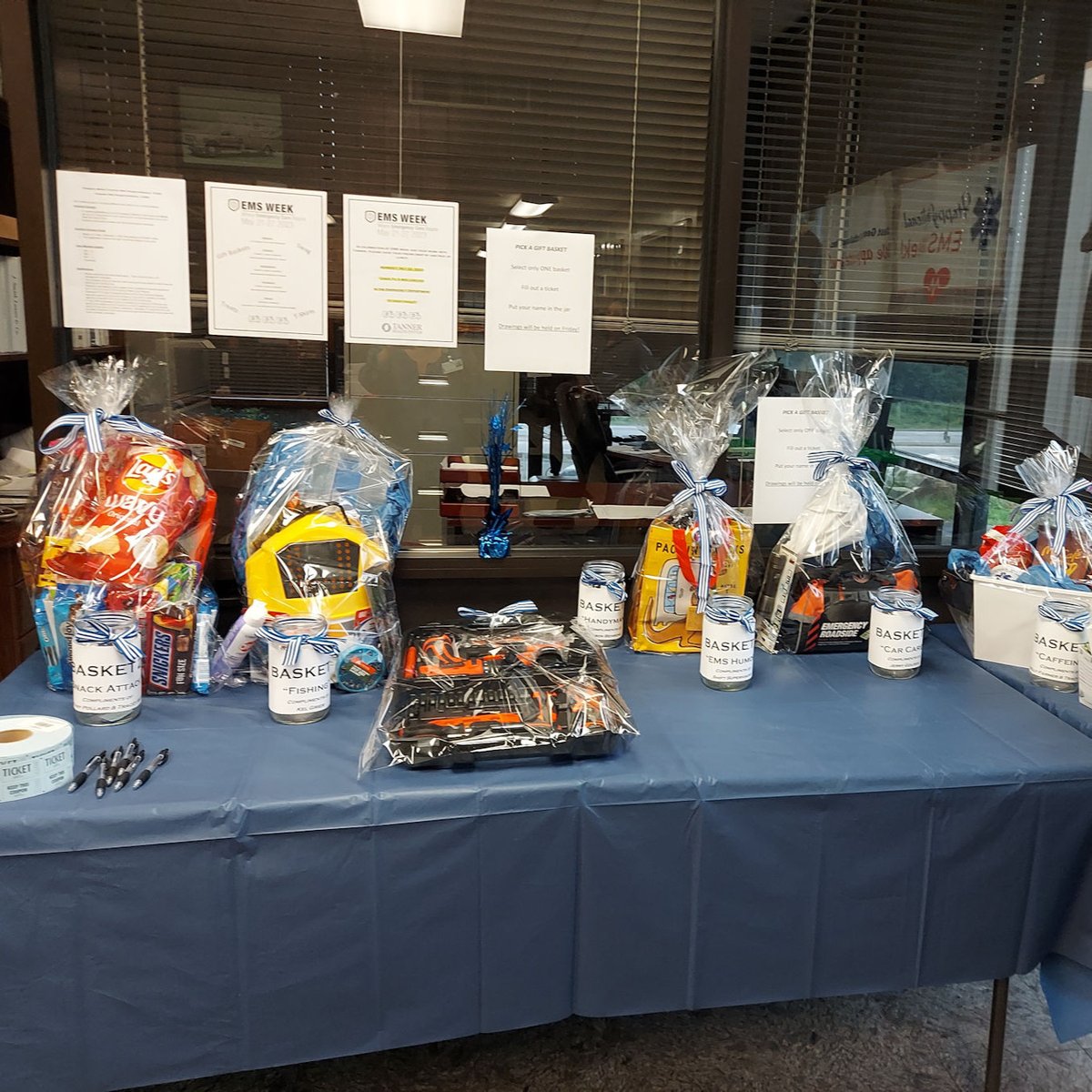 WestGaAmbulance's tweet image. Happy National EMS Week to all west Georgia and east Alabama EMS professionals! This week West Georgia Ambulance and Tanner are providing area EMS staff with goodies, meals and giveaways in celebration!

#EMSWeek2023 #WestGeorgiaAmbulance #TannerHealthSystem