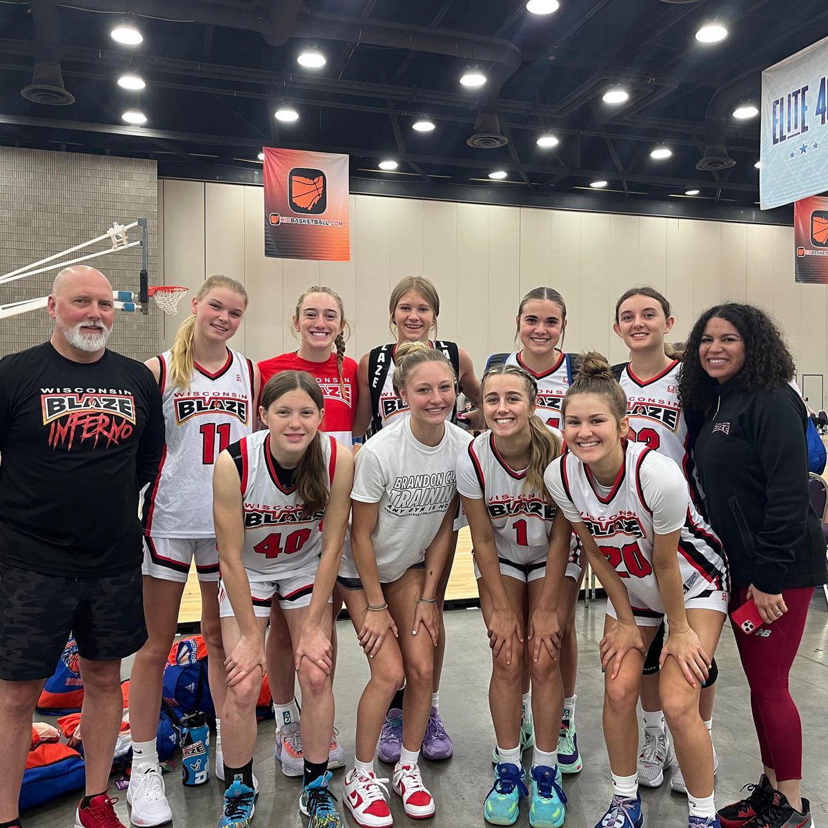 3-2 on the weekend for our @WIBlazeInferno team at the @Elite40League The Classic tournament!

📍Louisville, KY

#BeTheFlame🔥 #BlazeBasketball🏀 #Elite40League