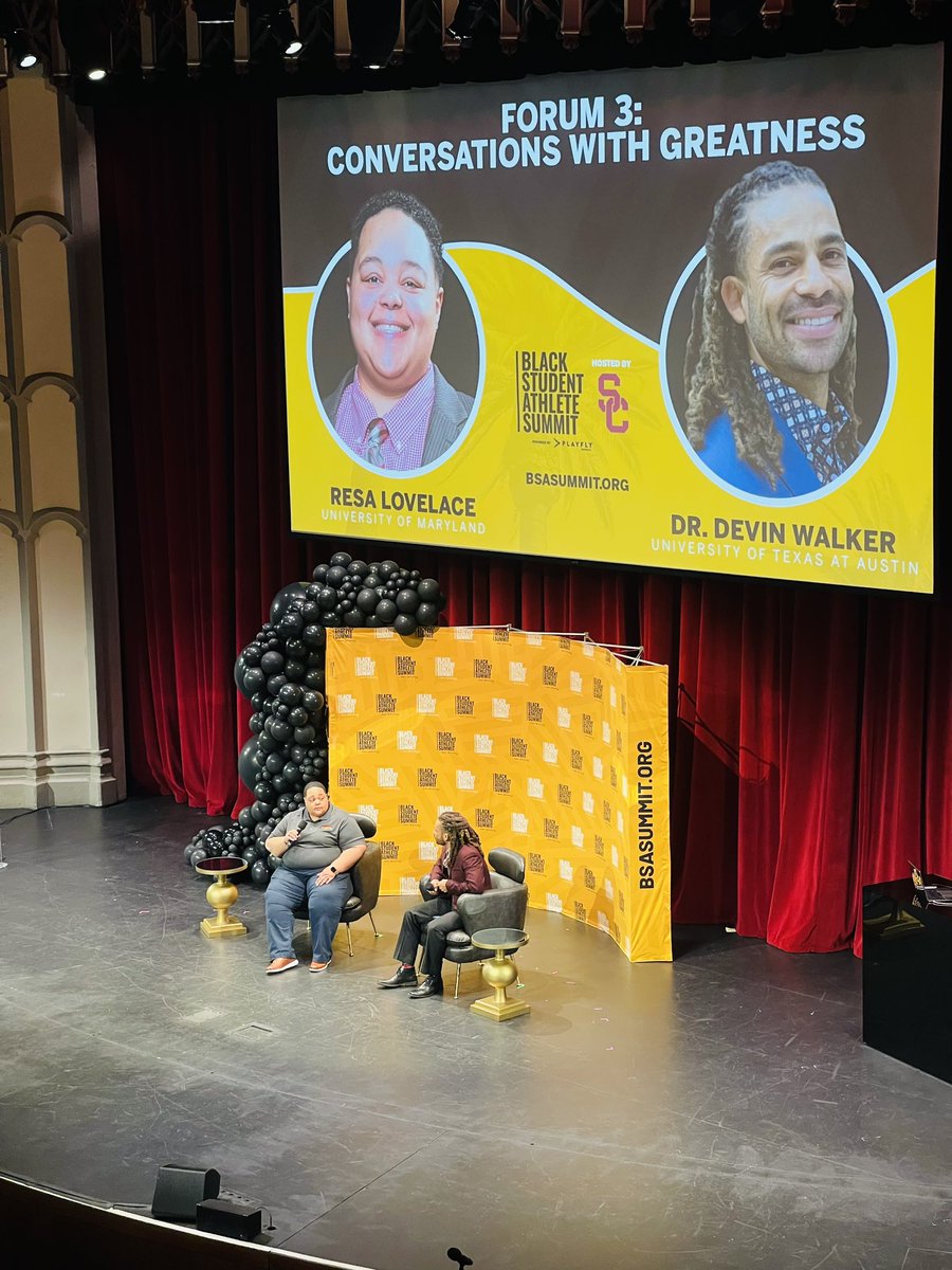 R. Lovelace ✊🏽🏳️🌈(she/her) tweet media