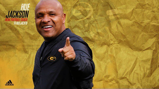 After a great conversation with @johnsimon31, I’m exited to receive a offer from Grambling State University #GramFam #Gmen23 <a href="/huejack10/">Hue Jackson</a> <a href="/Coachlanders7/">Brandon Landers</a> <a href="/Coach_Martin318/">Coach Martin</a> <a href="/hollinstyree/">DifferenceMaker37</a> <a href="/QBs_Nightmare/">Tre' Hunter</a> <a href="/AcademyElite7v7/">Academy Elite 7on7</a>